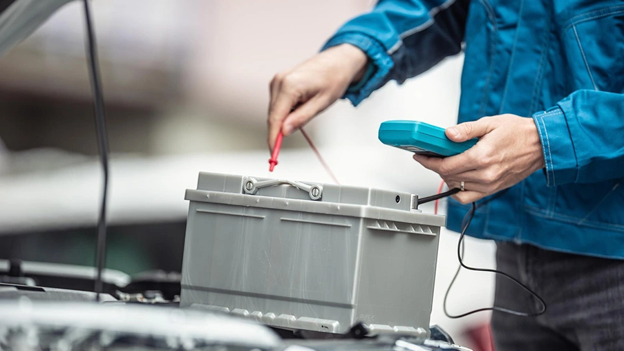 What Happens If Your Battery Dies While Driving
